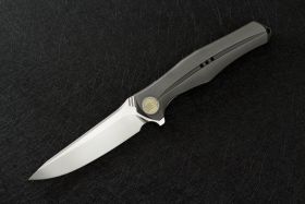 702 от WE Knife