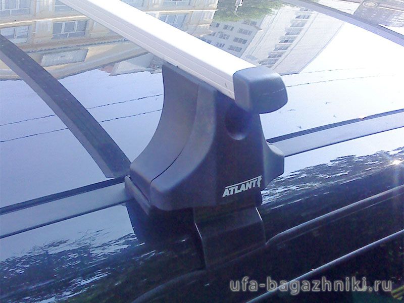Багажник на крышу Nissan Qashqai (5-dr CUV 2007-13), Атлант, прямоугольные дуги
