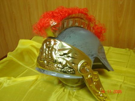 Шлем римский (пластик.)