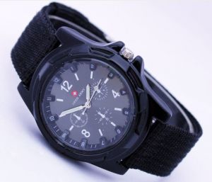 черные армейские часы