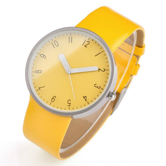 Желтые часы на руку