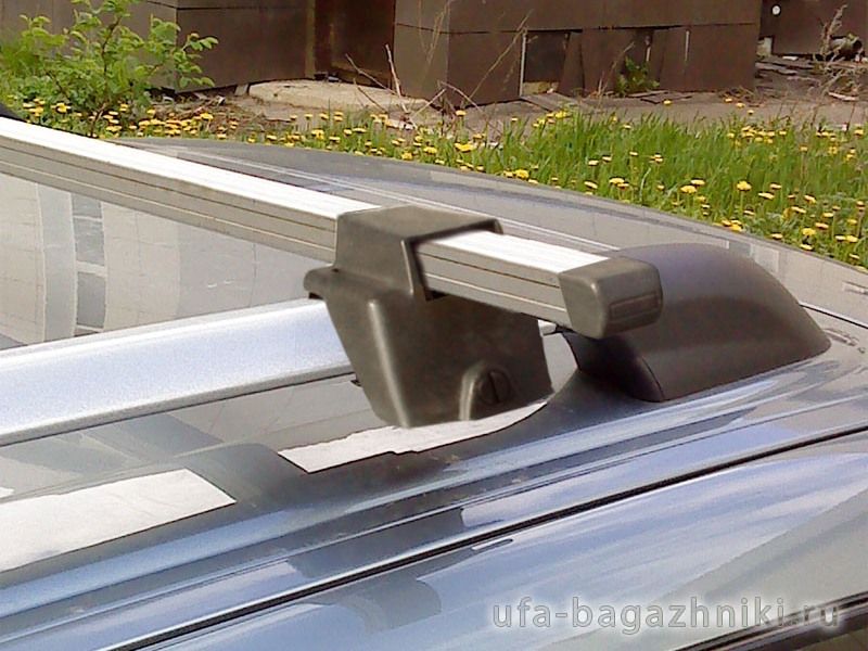 Багажник (поперечины) на рейлинги на Ладу Приору, Атлант, алюминиевые дуги