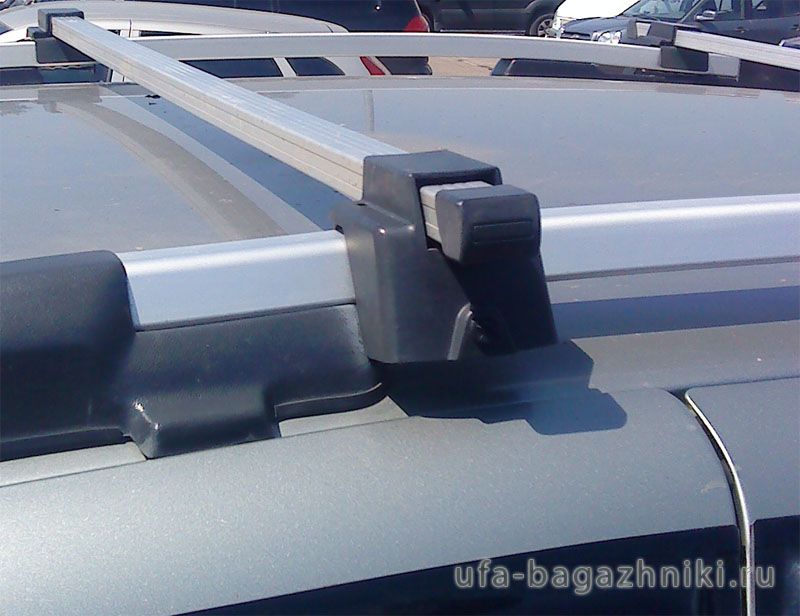 Багажник (поперечины) на рейлинги на Chevrolet Niva, Атлант, алюминиевые дуги