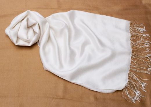 Белый шарф палантин шёлк шерсть, 1800 руб.