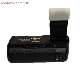 Многофункциональная аккумуляторная рукоятка Phottix BG-600D для Canon EOS 550D, 600D, 650D, 700D (Батарейный блок Canon BG-E8) + пульт ДУ