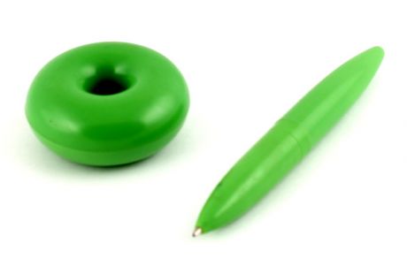 Ручка на подставке зеленая (с магнитом)