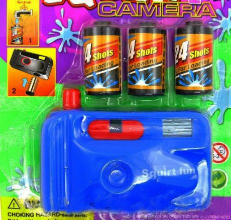 Фотоаппарат-брызгалка с кассетами