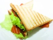Сэндвич с копчёной форелью