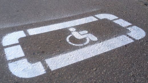 Трафарет "Стоянка для инвалидов" для нанесения дорожной разметки.