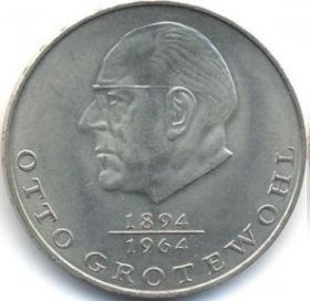20 марок Отто Гротеволь ГДР 1973