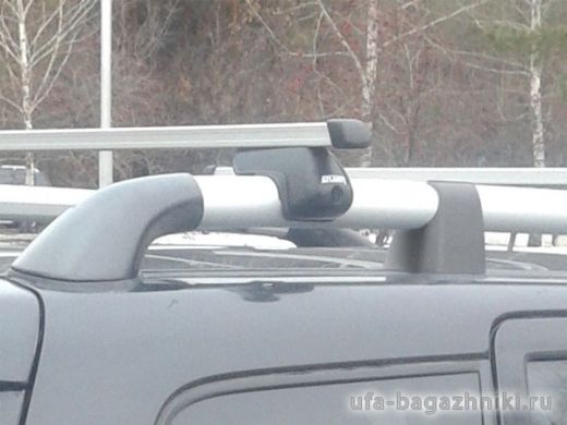 Багажник на крышу Mitsubishi Outlander CU0W (2001-06), Атлант, прямоугольные дуги на рейлинги
