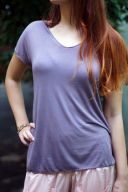 Женская сиреневая футболка из качественного трикотажа