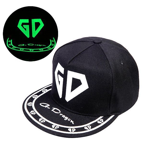 Светящаяся кепка с логотипом G-Dragon