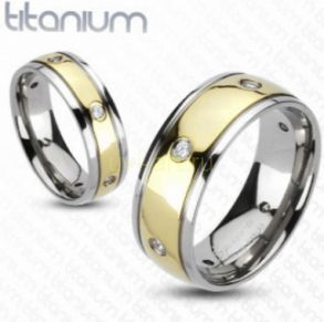 Позолоченное титановое кольцо с искусственными бриллиантами Spikes (арт. 280125)