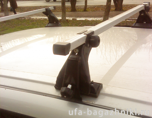 Багажник на крышу на Ладу Калину (Атлант, Россия), алюминиевые дуги