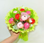 Букет с конфетами и тюльпанами №634 "Росинка"