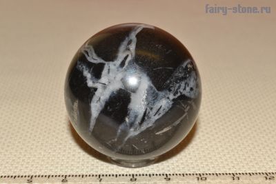 Шар из неизвестного минерала (43мм)