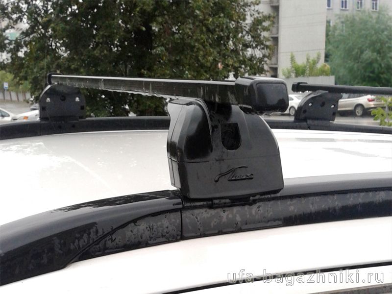Багажник на крышу Peugeot 4008, Lux, стальные прямоугольные дуги на интегрированные рейлинги