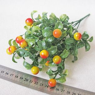 Букет брусничник (красно-желтые ягоды, зеленые листья)