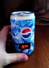 MP3 колонка банка Pepsi с дисплеем