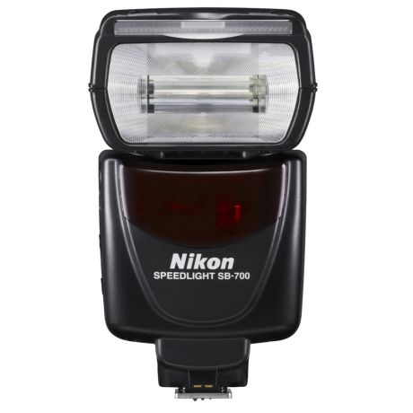 Nikon Speedlight SB-700 Фотовспышка