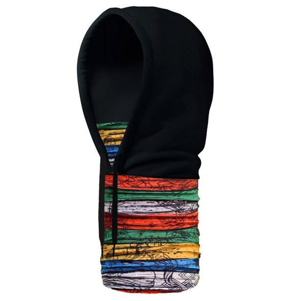 Капюшон-шарф с яркими полосками