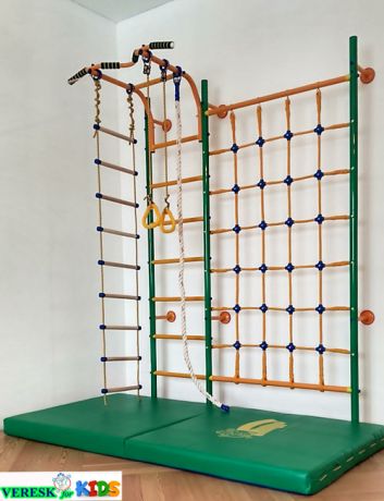 Пристенный ПЛЮС с сеткой для лазания ( регулируемый по высоте турник) (В комплекте с кольцами гимнастическими, канатом, лестницей веревочной)