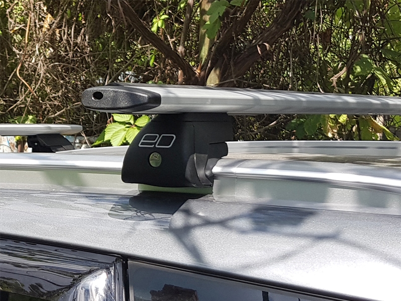 Багажник на крышу Lifan X70 на интегрированные рейлинги Евродеталь, крыловидные дуги