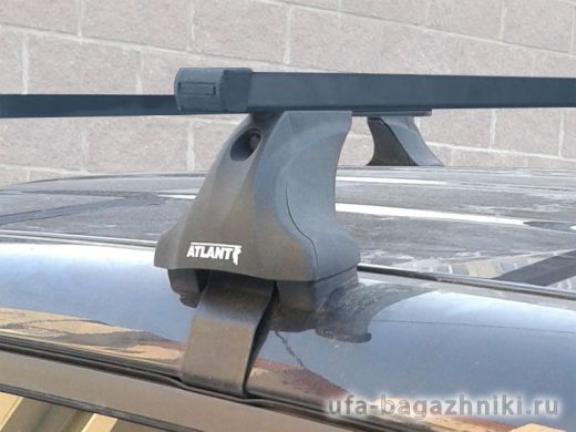 Багажник на крышу Ravon R4, Атлант, стальные прямоугольные дуги (в пластике)