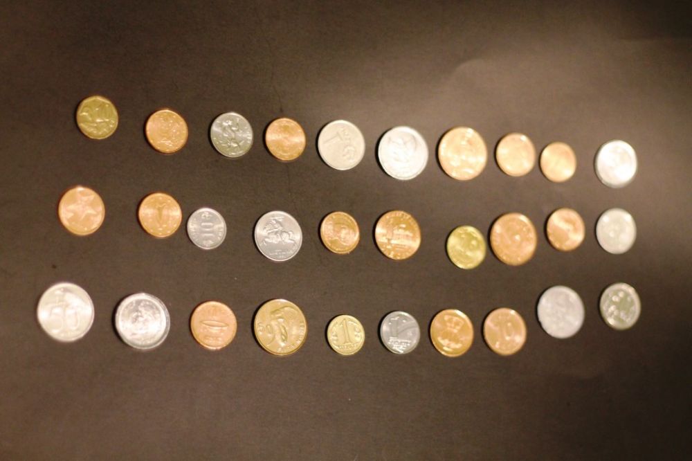 Собрание монет магазин. Коллекция монет ранних советов. Коллекция монет в Пятерочке. Коллекция монет NGC. Монеты 30 40 годов.