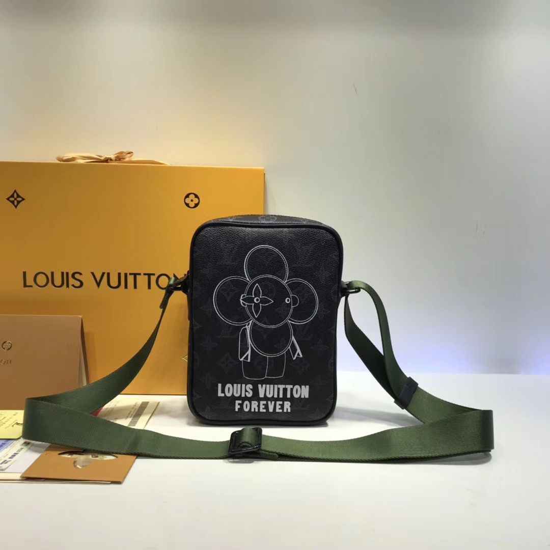 Сумка мессенджер Louis Vuitton Danube
