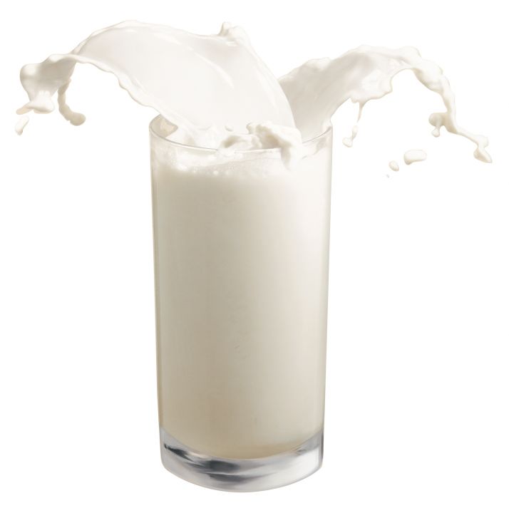Молоко 303 коровы 2,5% 0,9л п/п Назарово