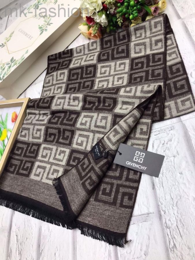 Givenchy Шарф