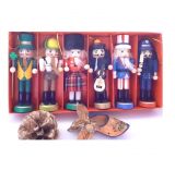 Щелкунчик - набор деревянных ёлочных игрушек 6 шт IR6125G