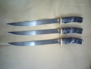 Нож филейный большой ручной работы Х12мф