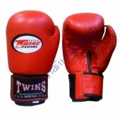 Боксерские Перчатки Twins красный TW-22R