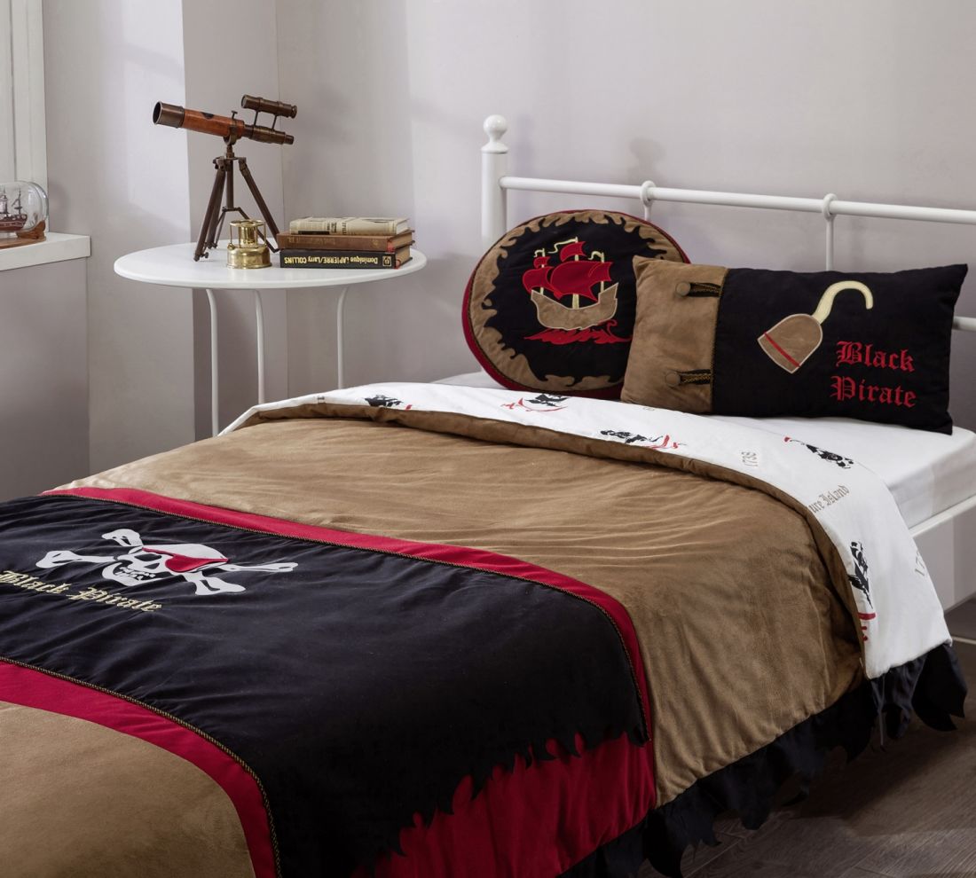 Комплект Pirate (покрывало 210x200 см, 2 декоративные подушки)