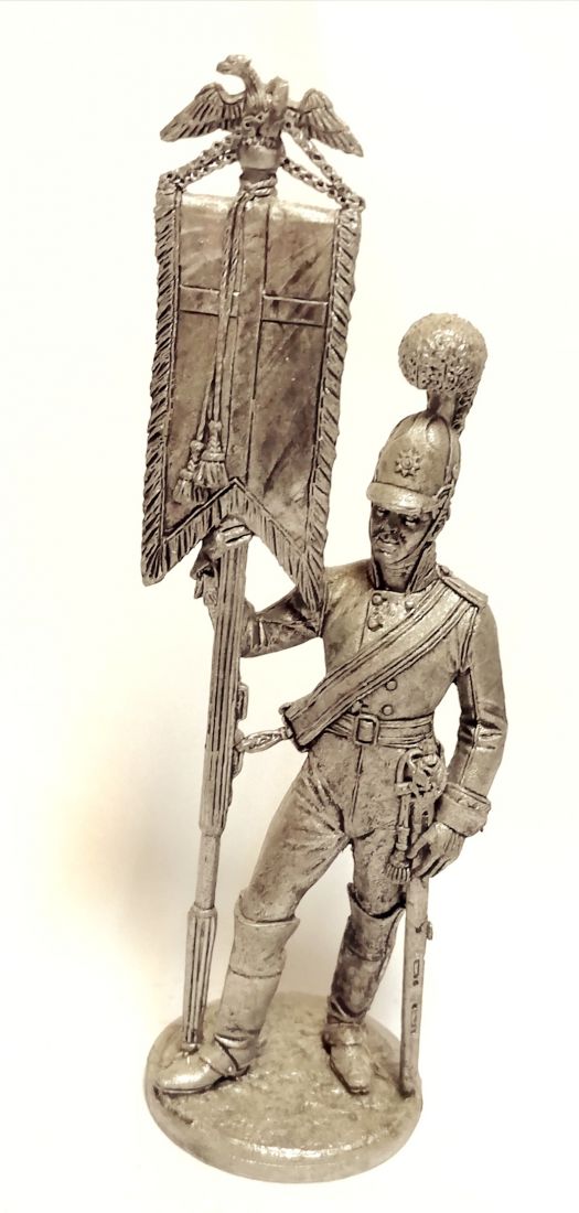 Фигурка Эстандарт-юнкер Кавалергардского полка со штандартом олово