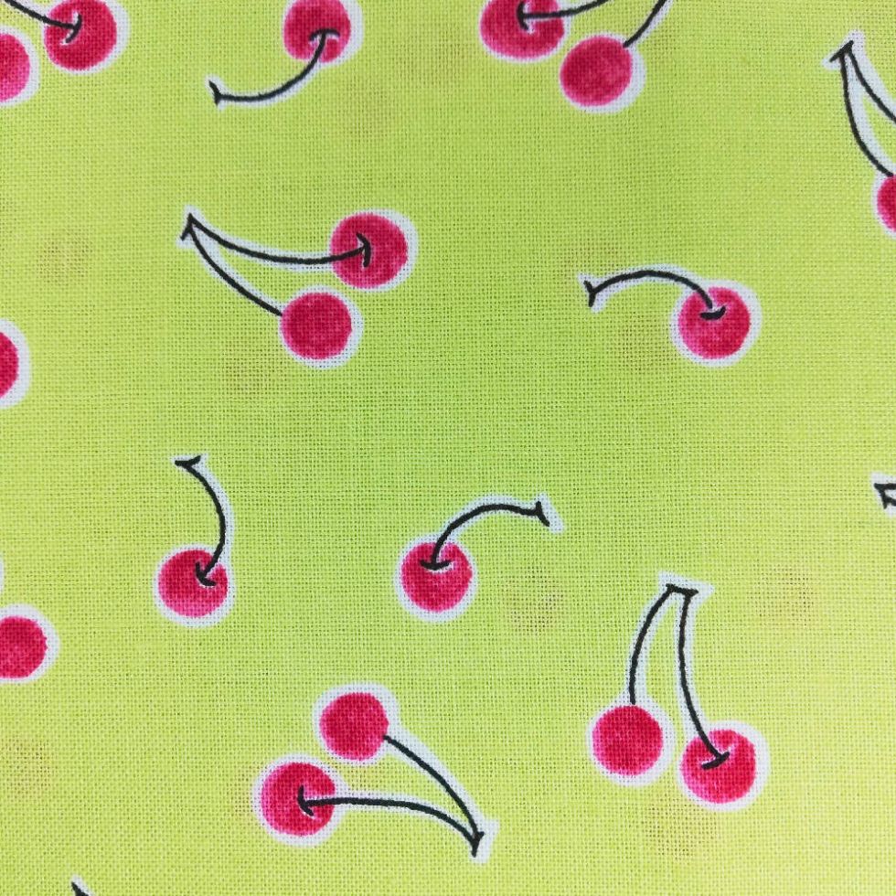 Ткань Retro Cherries Вишенки MAKOWER UK Великобритания отрез 50 см х55 см (1218)