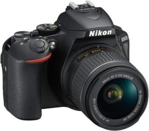 Зеркальный фотоаппарат Nikon D5600 Kit 18-140mm VR