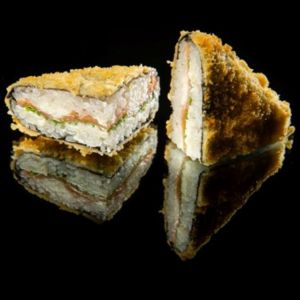 Суши-сэндвич с семгой 245г