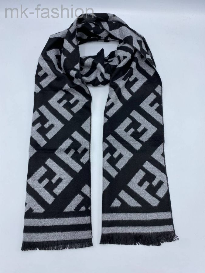 Шарф Fendi