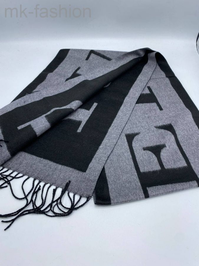 Burberry Шарф