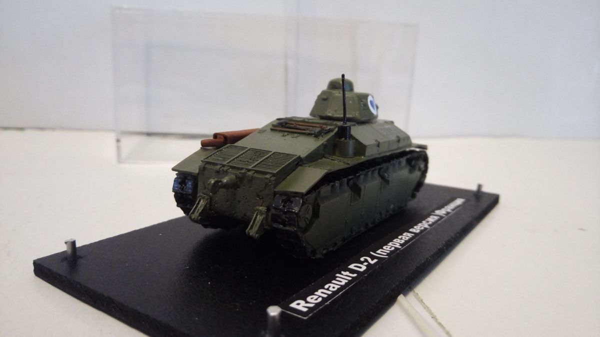 Французский средний пехотный танк Renault D2 в масштабе 1/72