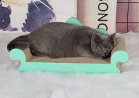 Когтеточка для кошек в виде дивана в ассортименте