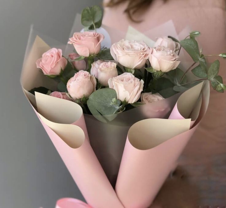 Букет «3 кустовые розы»