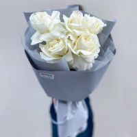 Букет из белоснежных роз сорта Плайя Бланка