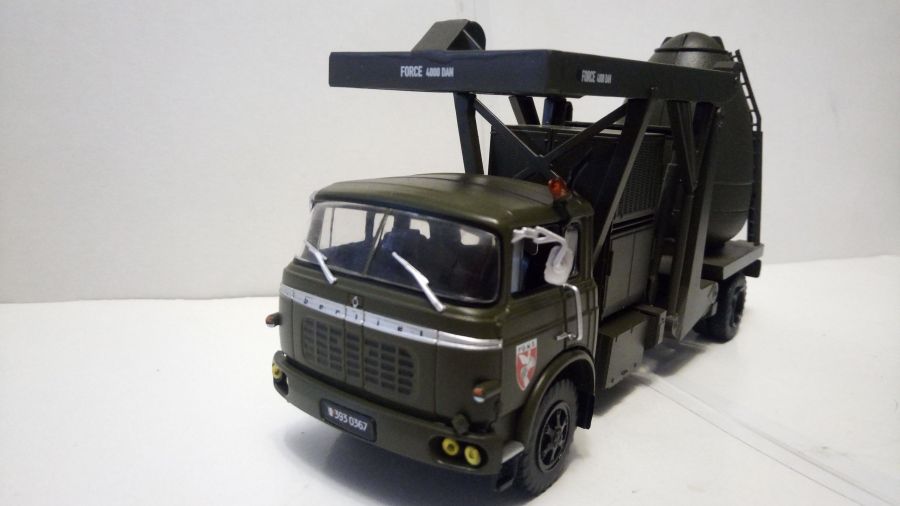 Французский военный грузовик транспортёр ядерного заряда BERLIET GR12 VTC (IXO-Hachette) 1/43