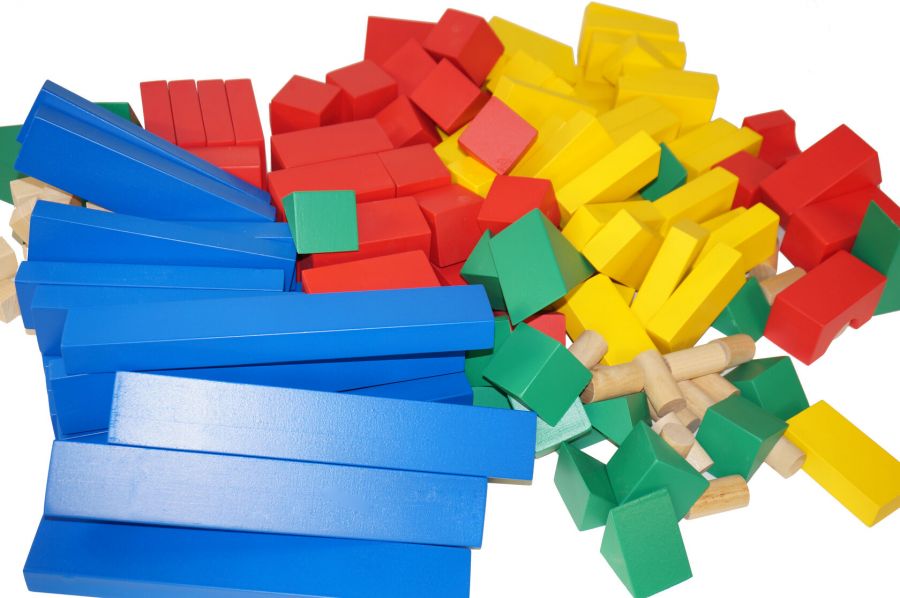 Конструктор детский "Строитель" настольный 150 элементов (краска/лак) в картоне Строительный набор М.И. Агаповой.