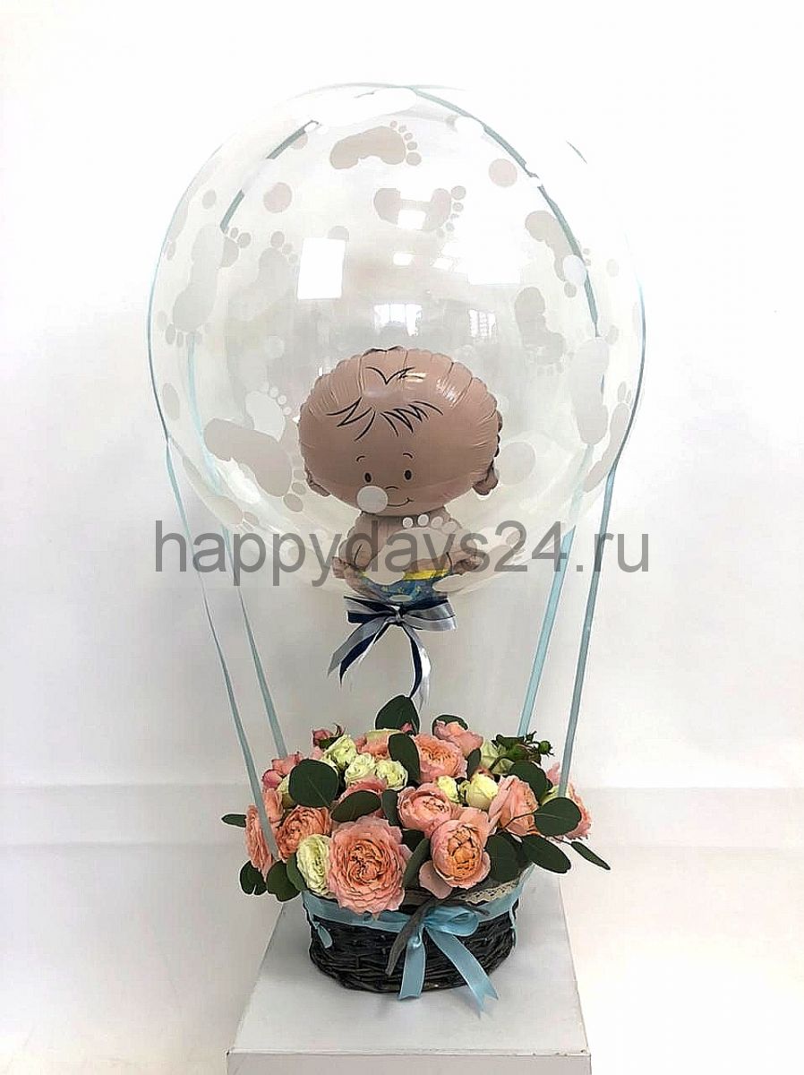 Bubblle c пупсом на корзине с цветами